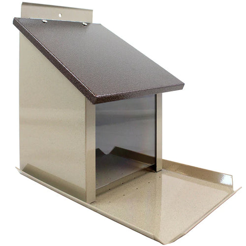 Squirrel Lunch Box Mountable Feeder
