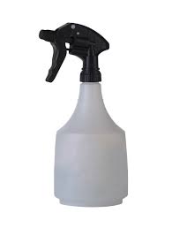 32 Ounce Professional Spray Bottle